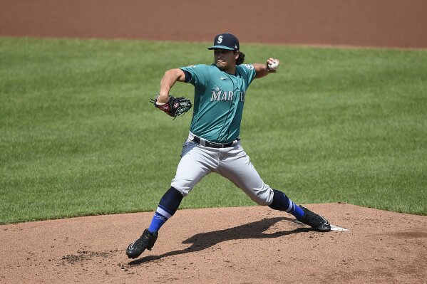 Marco Gonzales signs extension with Mariners