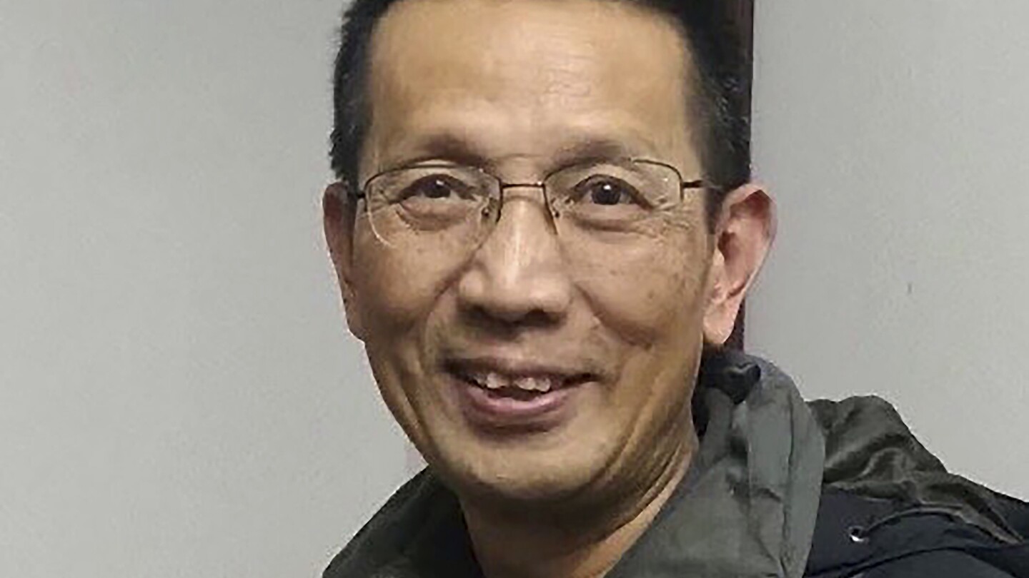 一名中国牧师因未能获得身份而入狱七年后获释