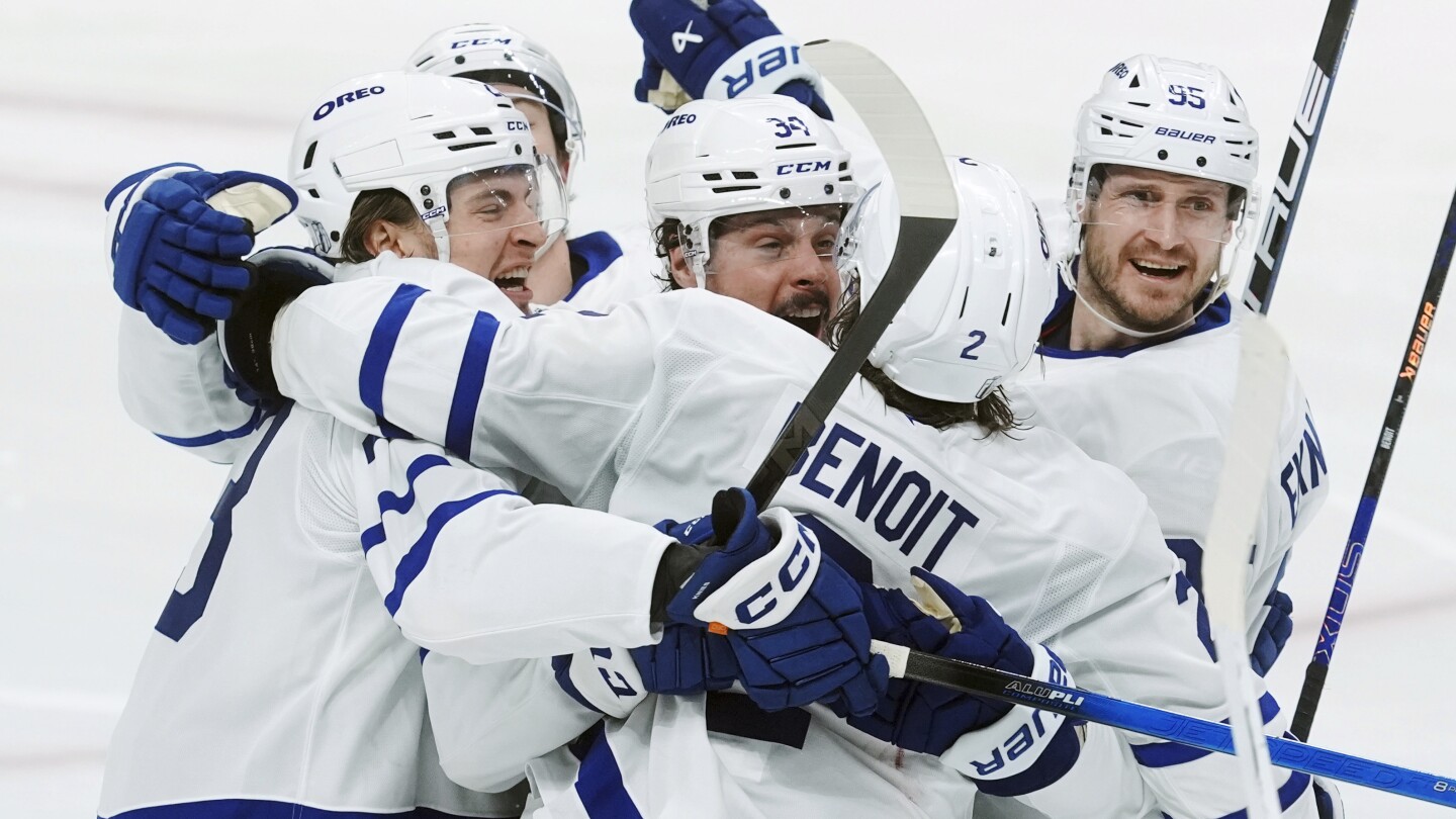 Maple Leafs defeat Senators 3-2 in OT, lead series 3-0