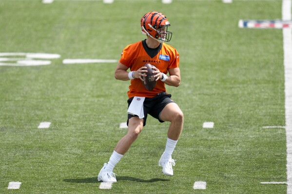 Joe Burrow unveils new look at Bengals offseason practices