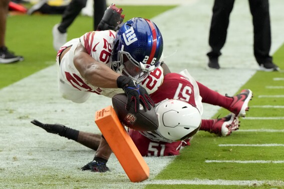 Giants coach Daboll happy with a few of the rookies after loss to