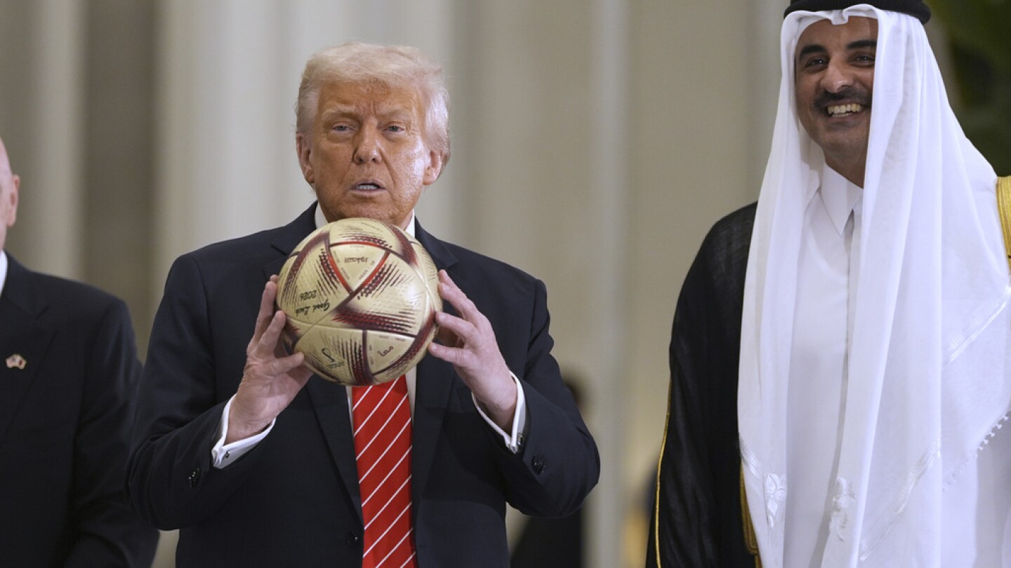 Live updates: Trump heads to UAE from Qatar to continue Mideast trip