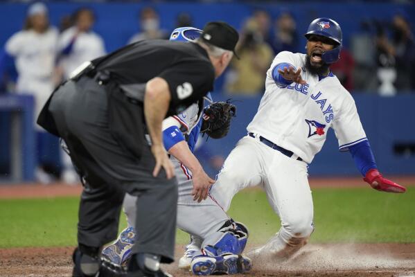 Jays' Pearson stopped beating himself up, may have saved his career