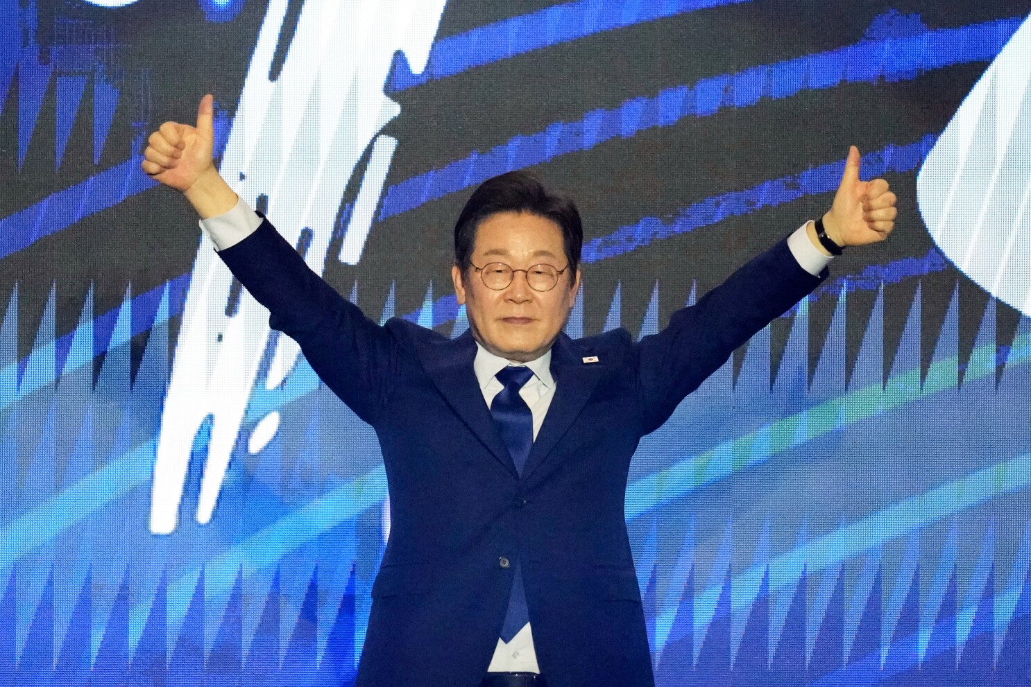 Lee Jae-myung nominated by South Korea's liberal opposition to run for president