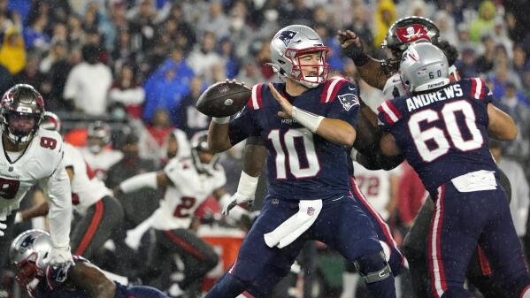 Patriots look to extend success against rookie QBs at Texans
