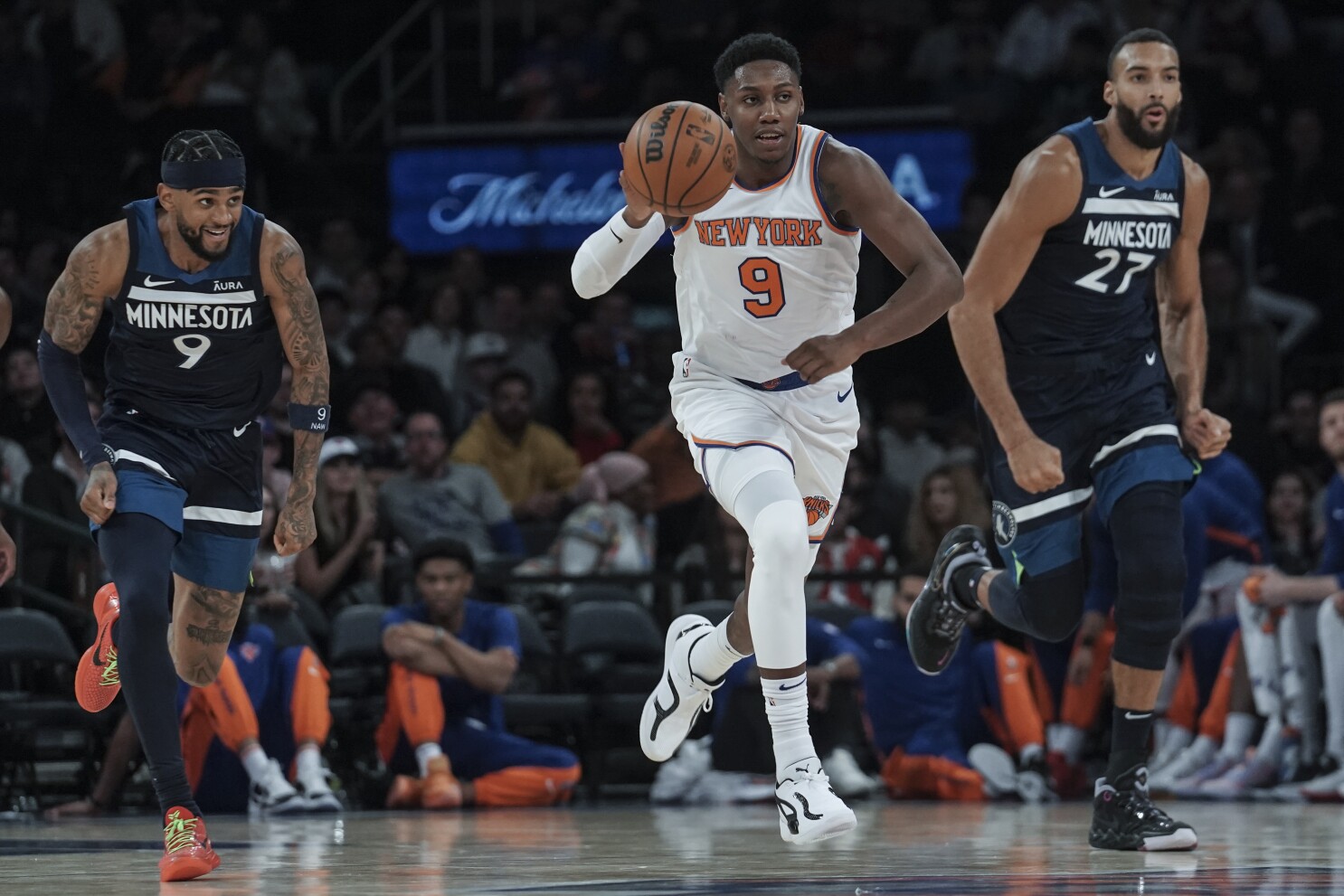 NBA Preseason 2019: Canadian RJ Barrett stars on debut in New York