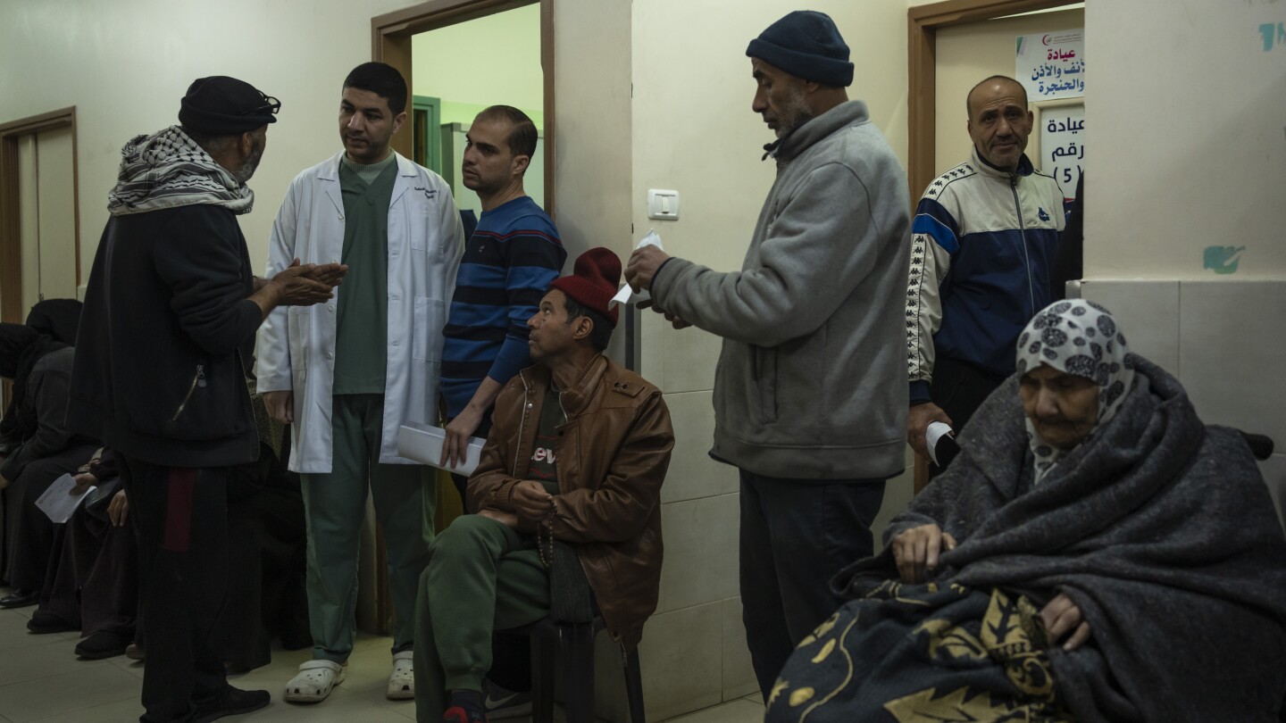 По време на 100 дни война лекар от Газа преминава през ужаса и загубата в борбата си за спасяване на животи