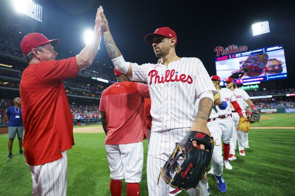 5-at-10: Fab 4 picks, scorching Phillies make Game 1 a must-win