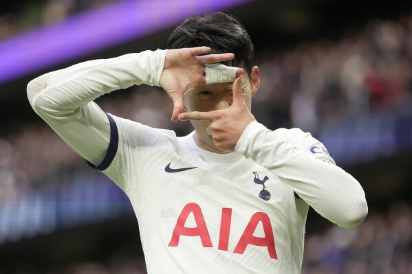 Tottenham scores 3 goals in 11 minutes to rally for win over Crystal Palace in EPL | AP News
