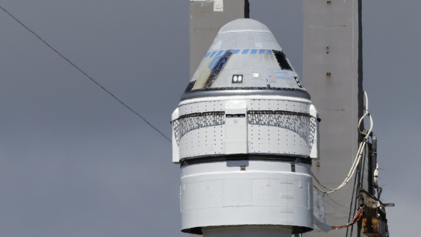 波音公司正准备用新的太空舱为美国宇航局运送宇航员