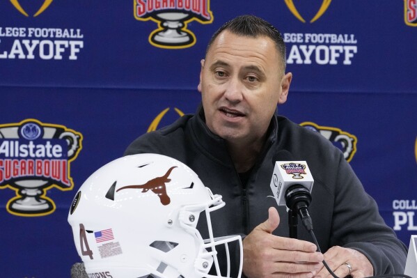 Texas gives coach Sarkisian a four-year contract extension after Big 12  title and CFP appearance | AP News