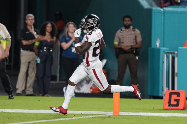 Photo gallery: Miami Dolphins lose to Atlanta Falcons in preseason game