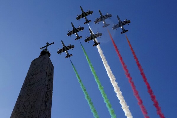 The Frecce Tricolori (Tricolor Arrows) aerobatic squad of the Italian Air Force flies during the celebrations for the 79th Republic Day in Rome, Monday, June 2, 2025. (AP Photo/Gregorio Borgia)