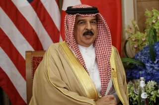 Bahrain's King Hamad bin Isa Al Khalifa speaks during a meeting with U.S. President Donald Trump, Sunday, May 21, 2017, in Riyadh. (AP Photo/Evan Vucci)
            