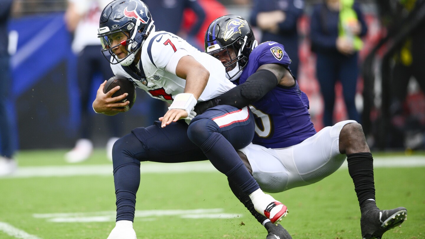 Report: Baltimore Ravens to pick up Marlon Humphrey's 5th-year option