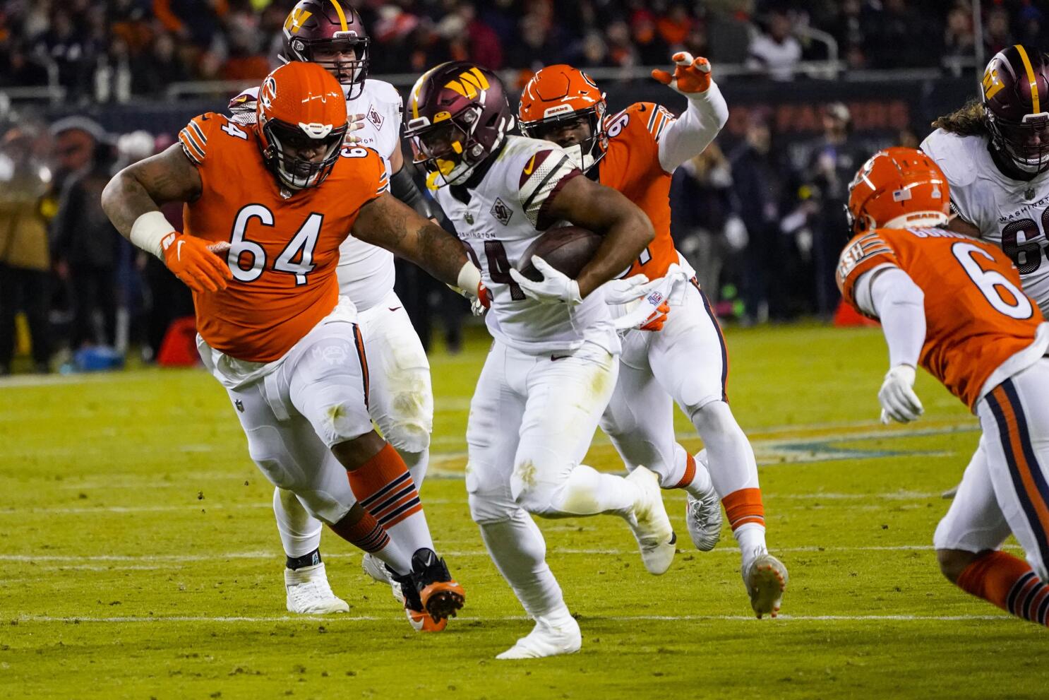 Washington Commanders beat Chicago Bears 12-7 to snap four-game