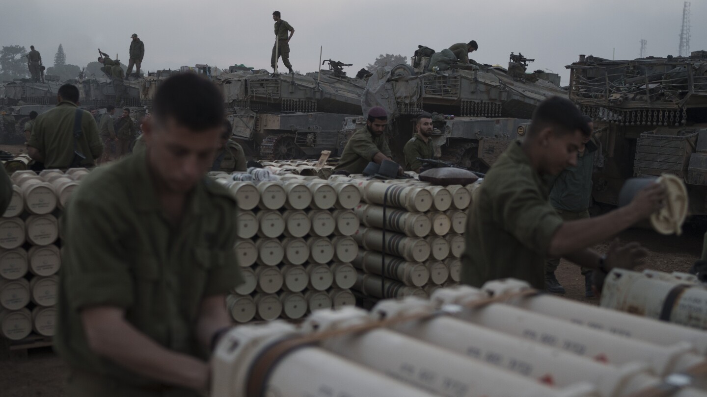 Израелската армия заяви че няколко хиляди войници ще бъдат изведени