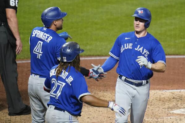 Matt Chapman homers as Blue Jays beat error-prone Tigers