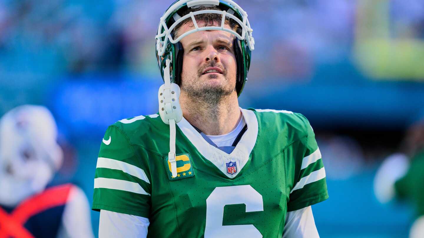 Jets Release Morstead, Sign Rookie Punter Kroeger