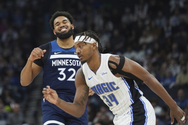 Banchero's 23 points lead Magic in comeback from 17 down to defeat  Timberwolves 108-106
