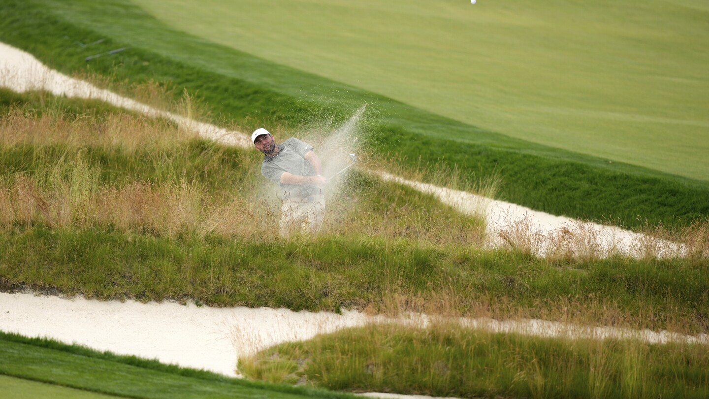 Scheffler: 'Definitely not out of the tournament' after another US Open round over par