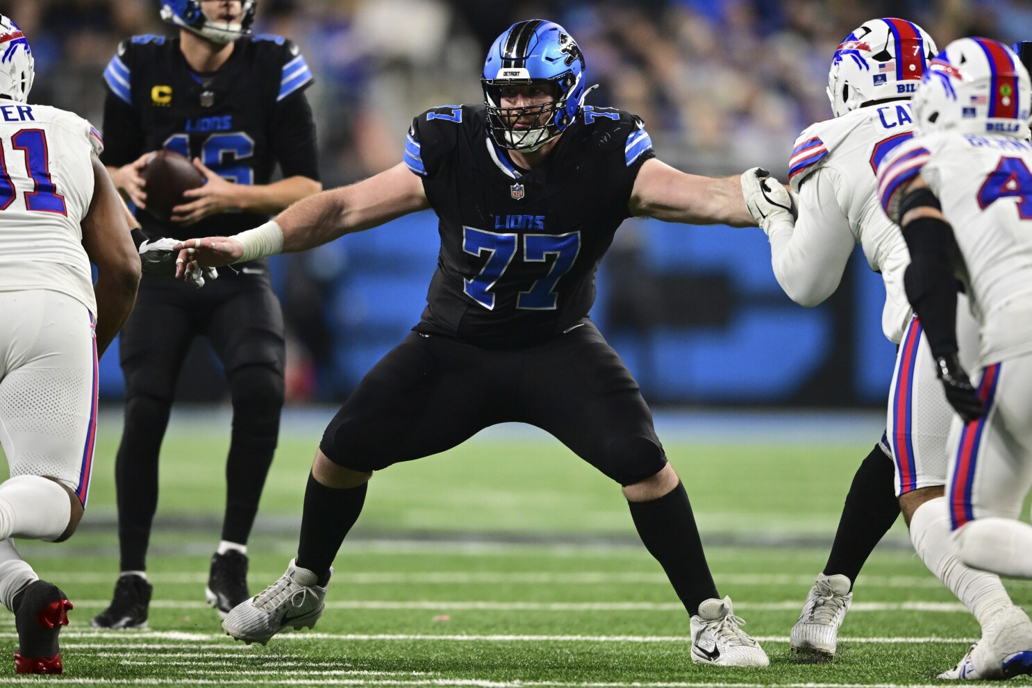 Detroit Lions center Frank Ragnow announces retirement