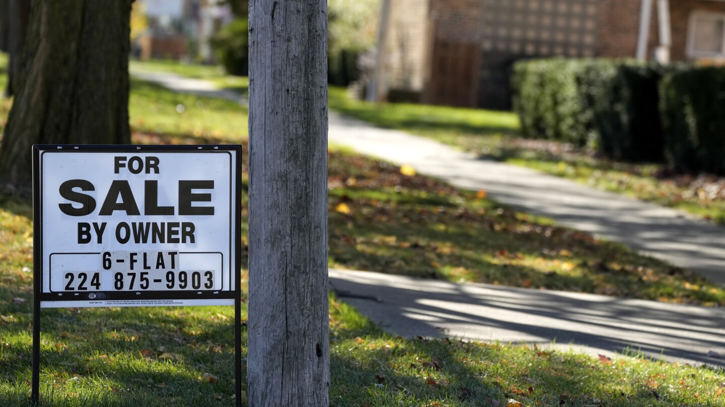 Average rate on 30-year mortgage eases for second week in as row, but remains just below 7%