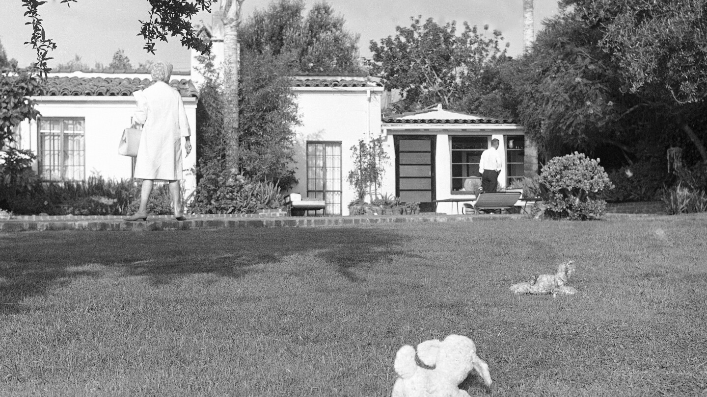 Marilyn Monroe's Brentwood Home Officially Designated as Historic Cultural Monument