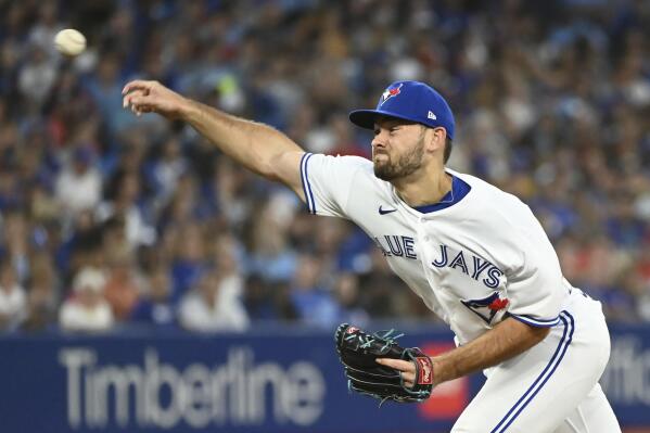 Canadians Quantrill, Naylor lead Guardians over Jays 8-0
