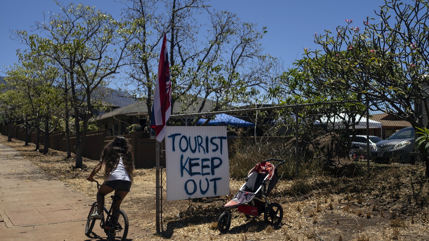 Maui Is Open for Travel, but the Loss of Lahaina May Reshape Tourism - The  New York Times