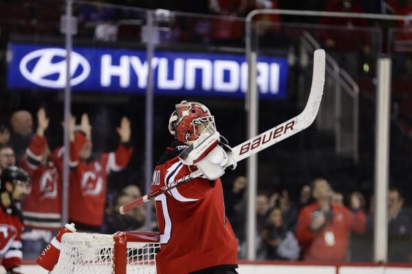 Photo: New Jersey Devils vs Carolina Hurricanes Game 1, First Round of the  Stanley Cup Playoffs - 