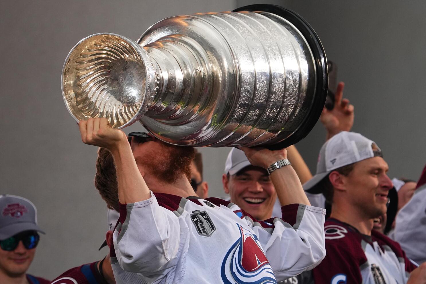 NHL Playoffs 2001 - Stanley Cup Championship: Avs get job done in
