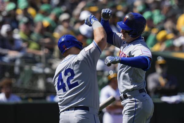 A's beat Red Sox in 10th on Crisp walkoff hit