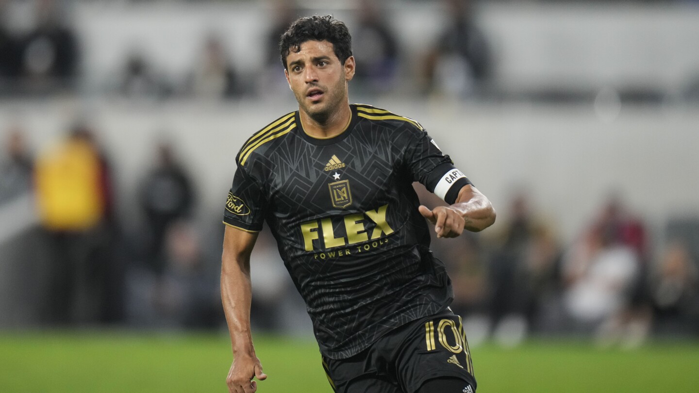 Carlos Vela Re-Signs with LAFC for 2024