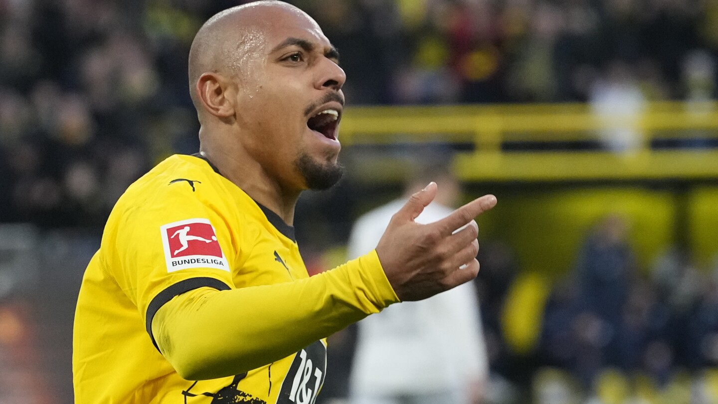 Pfiffe der heimischen Fans, als Borussia Dortmund die erste Niederlage des Jahres 2024 hinnehmen muss