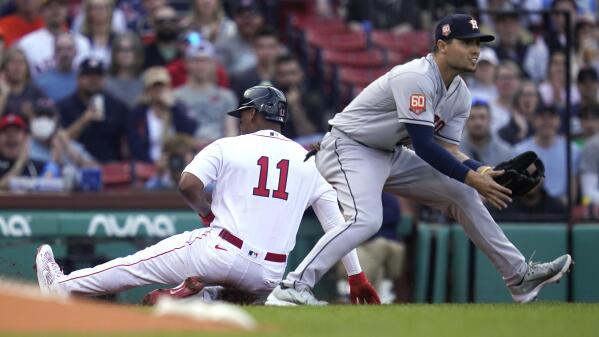 Pivetta goes the distance as Red Sox beat Astros, Red Sox