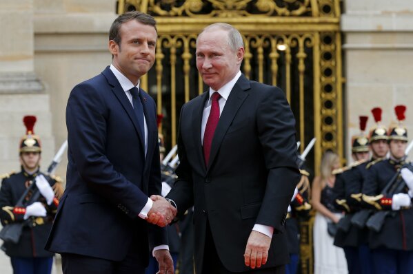 Marine Le Pen of France Meets With Vladimir Putin in Moscow - The