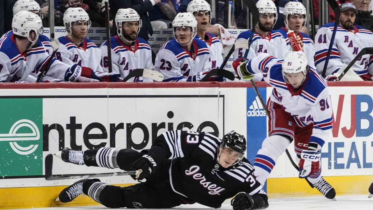 Devils beat Ducks 2-1 in shootout