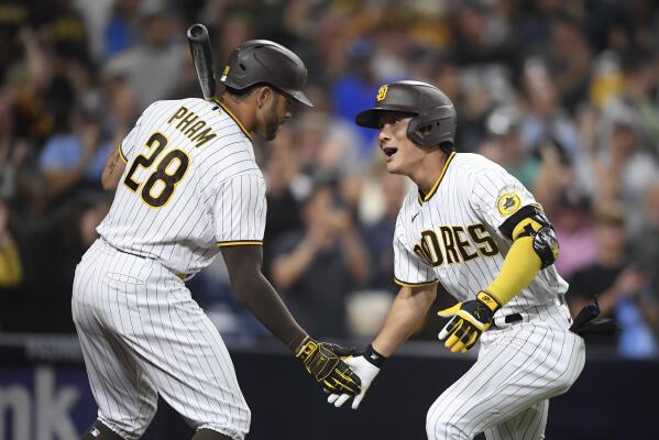 Padres' Kim Ha-seong hits 3rd homer of season, tops 100 career