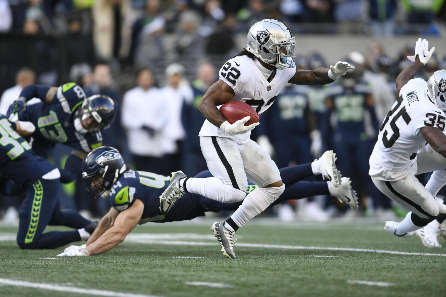 SEATTLE SEAHAWKS: Smith, Hawks keep shocking the the NFL