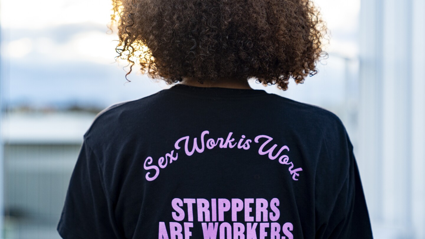 Adult dancers in Washington state want a strippers’ bill of rights