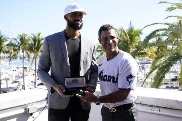 Sandy Alcantara of Miami Marlins wins 2022 NL Cy Young Award