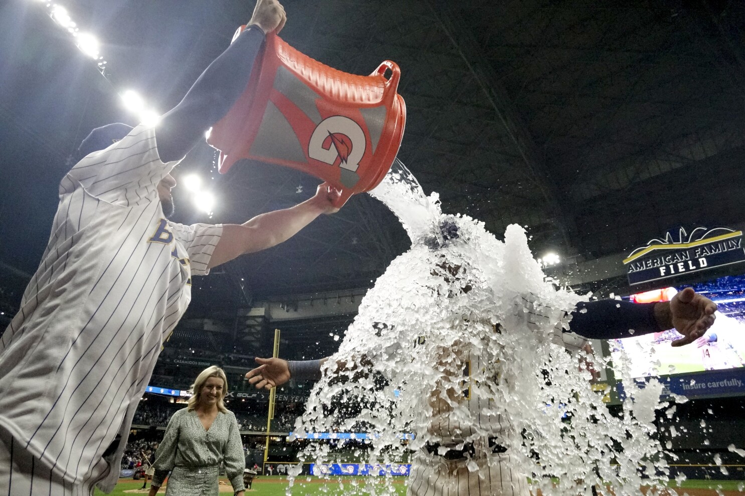 Urías wins 20th, LA beats Brewers 8-3 to stay alive in West - The San Diego  Union-Tribune