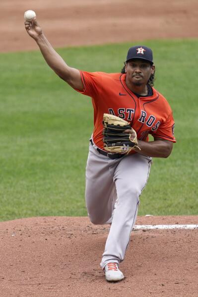 Díaz hit in 10th propels Astros to 6-3 win over Royals