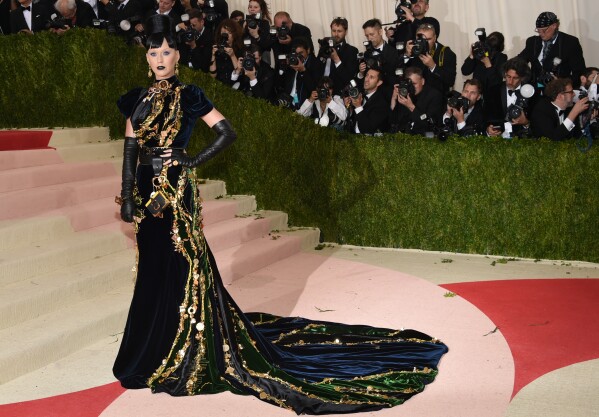 Katy Perry arrives at The Metropolitan Museum of Art Costume Institute Benefit Gala, celebrating the opening of "Manus x Machina: Fashion in an Age of Technology" on Monday, May 2, 2016, in New York. (Photo by Evan Agostini/Invision/AP)