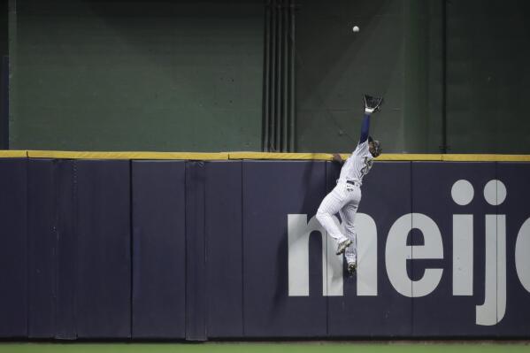 Mark Bradley: It's about time I wrote about the Braves' Ozzie Albies