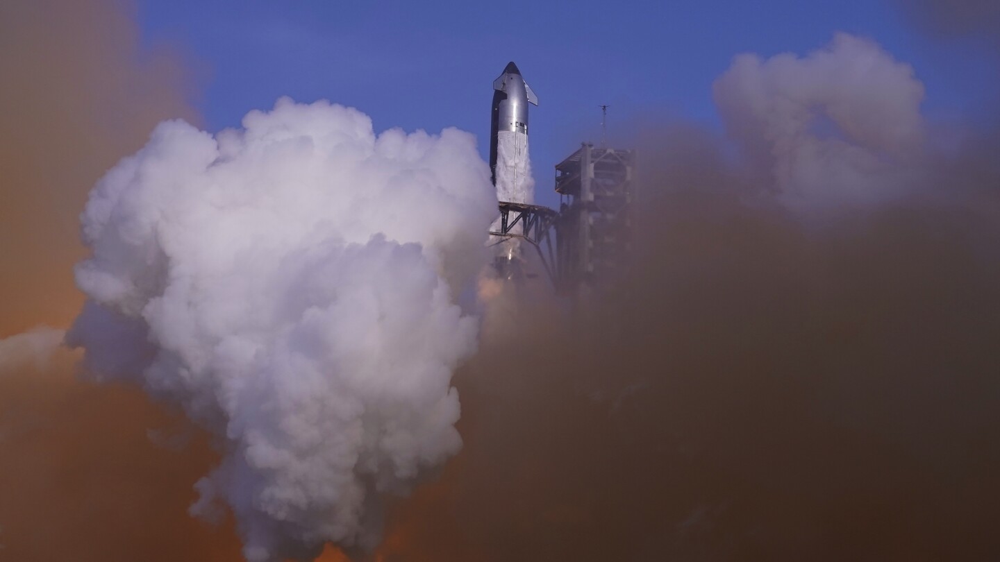 PHOTO COLLECTION: SpaceX Starship Launch