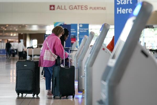 Lawmakers propose to weaken Obama rule requiring airlines to advertise full  airfare price