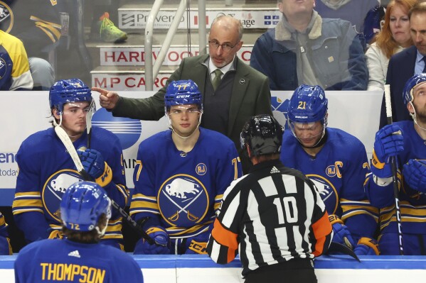 NHL fines Sabres coach Granato and Maple Leafs coach Keefe $25,000 each for  arguing with officials | AP News