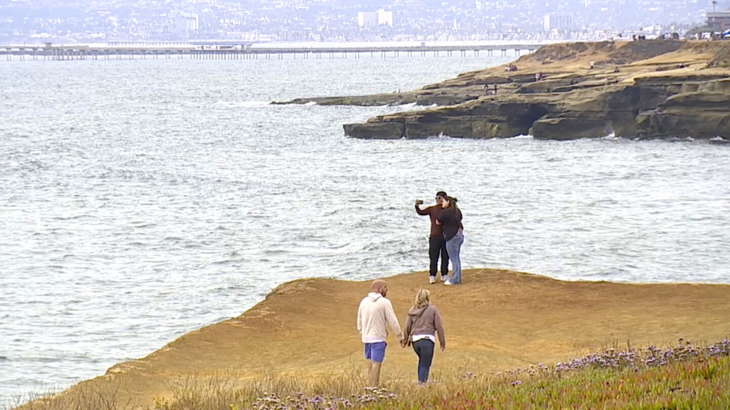 Coast Guard Suspends Search for Six After San Diego Plane Crash
